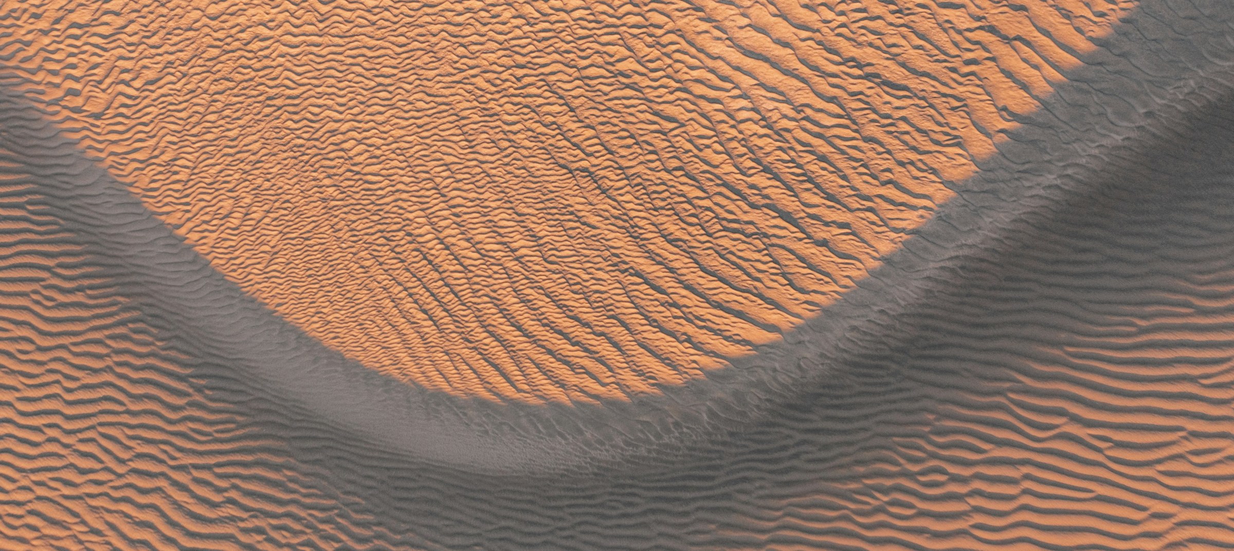 Two slopes meeting at a single crest